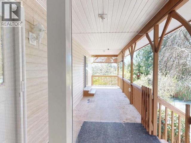 8098 Centennial Drive, Powell River, BC