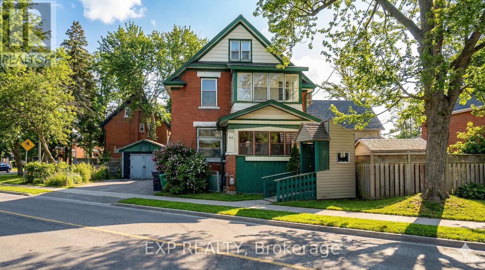 64 Lancaster Street E, Kitchener, ON - Outdoor With Facade