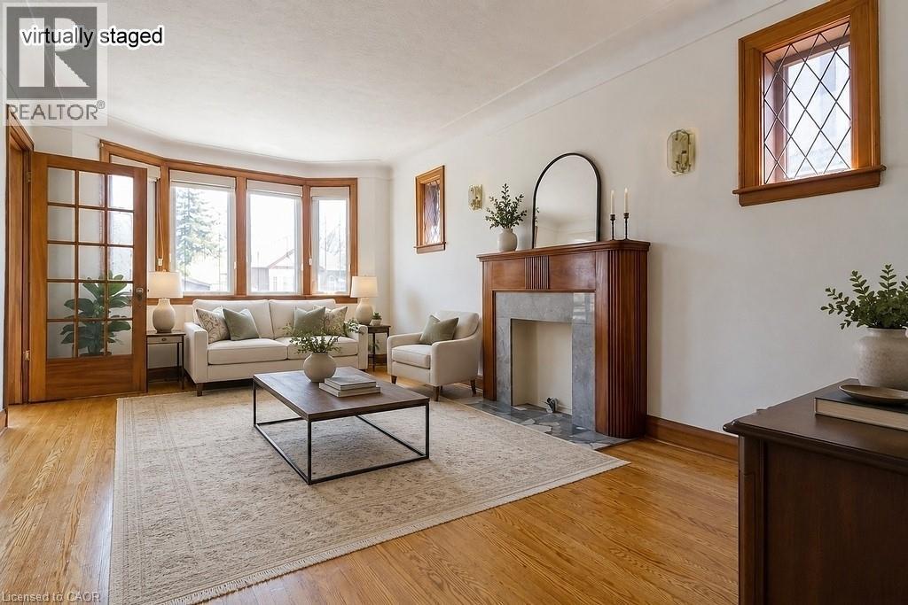 157 Longwood Road N, Hamilton, ON