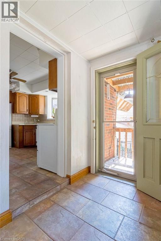157 Longwood Road N, Hamilton, ON