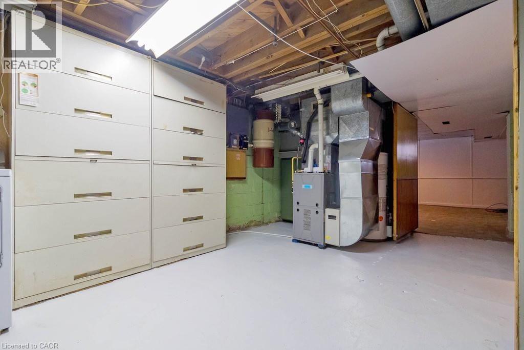 157 Longwood Road N, Hamilton, ON