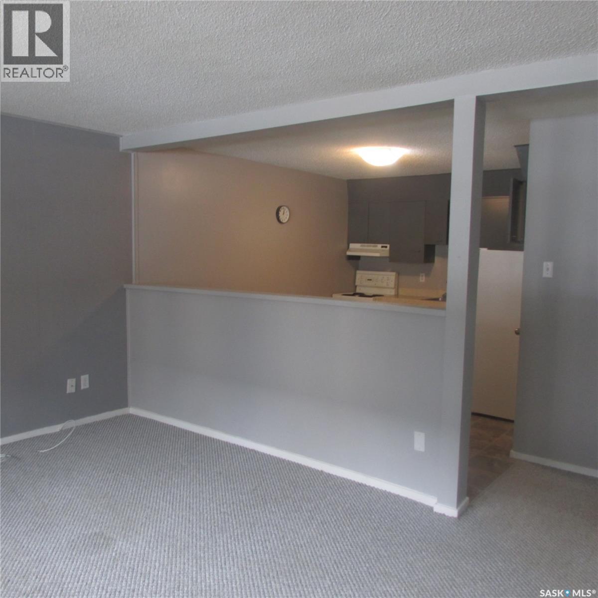 3 38 Spence Street, Regina, SK - Indoor Photo Showing Other Room