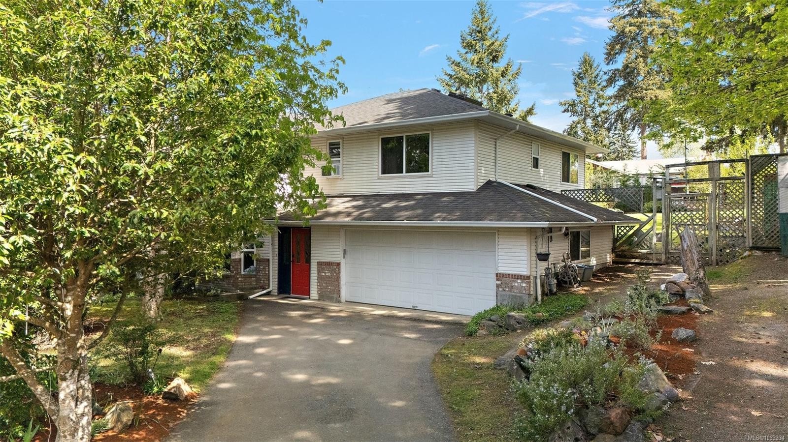 6419 Wicks Rd, Duncan, BC - Outdoor