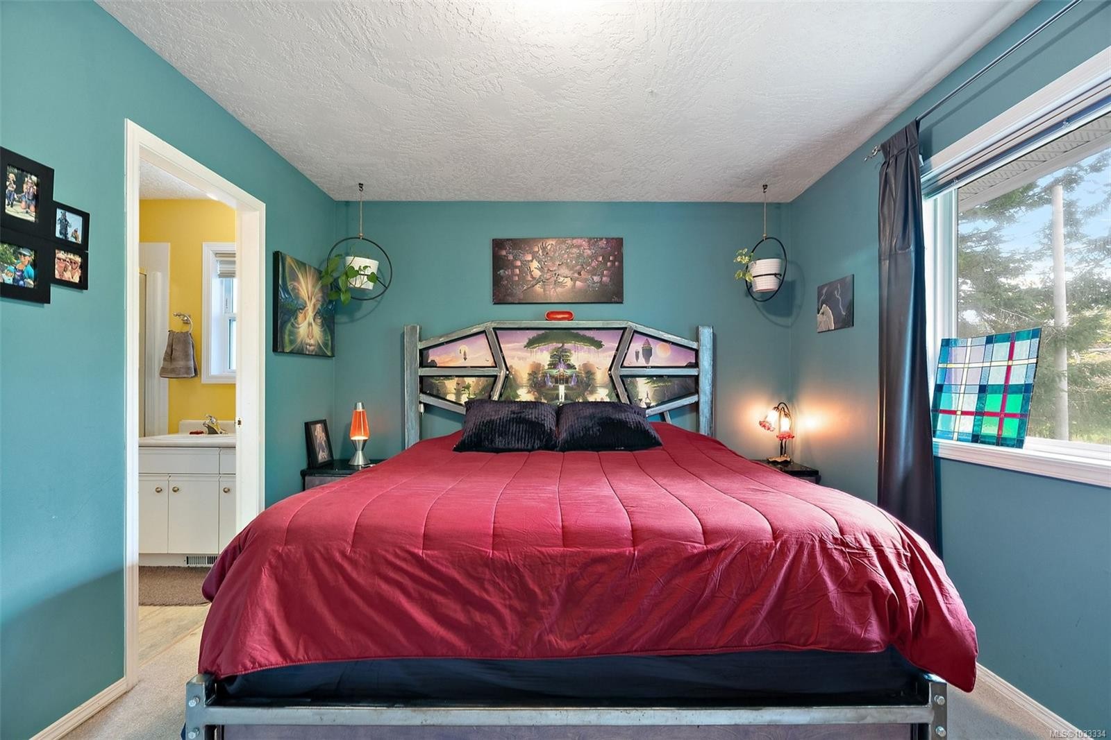6419 Wicks Rd, Duncan, BC - Indoor Photo Showing Bedroom