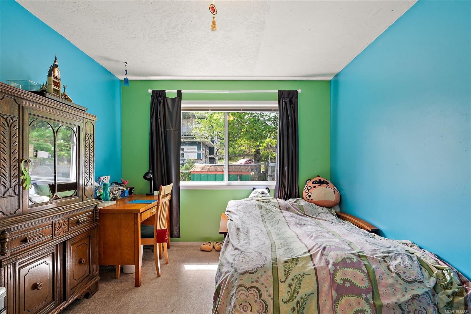 6419 Wicks Rd, Duncan, BC - Indoor Photo Showing Bedroom