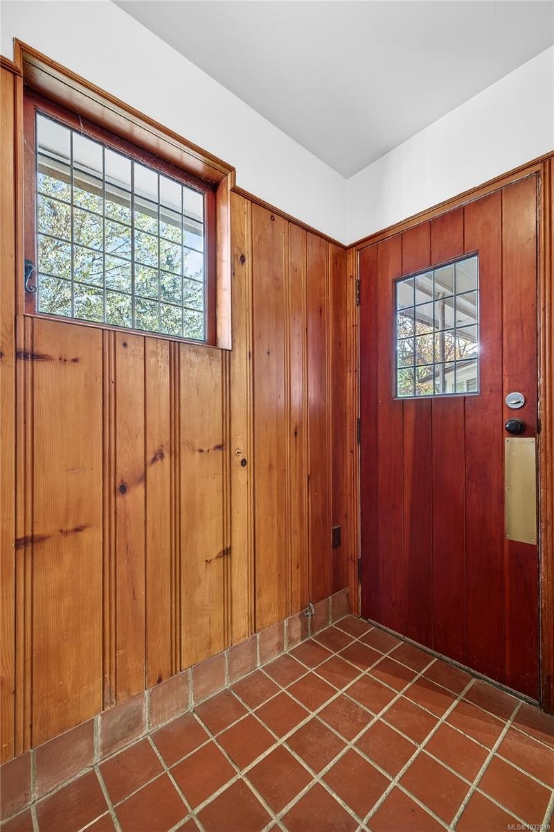 127 Rainbow Rd, Salt Spring, BC