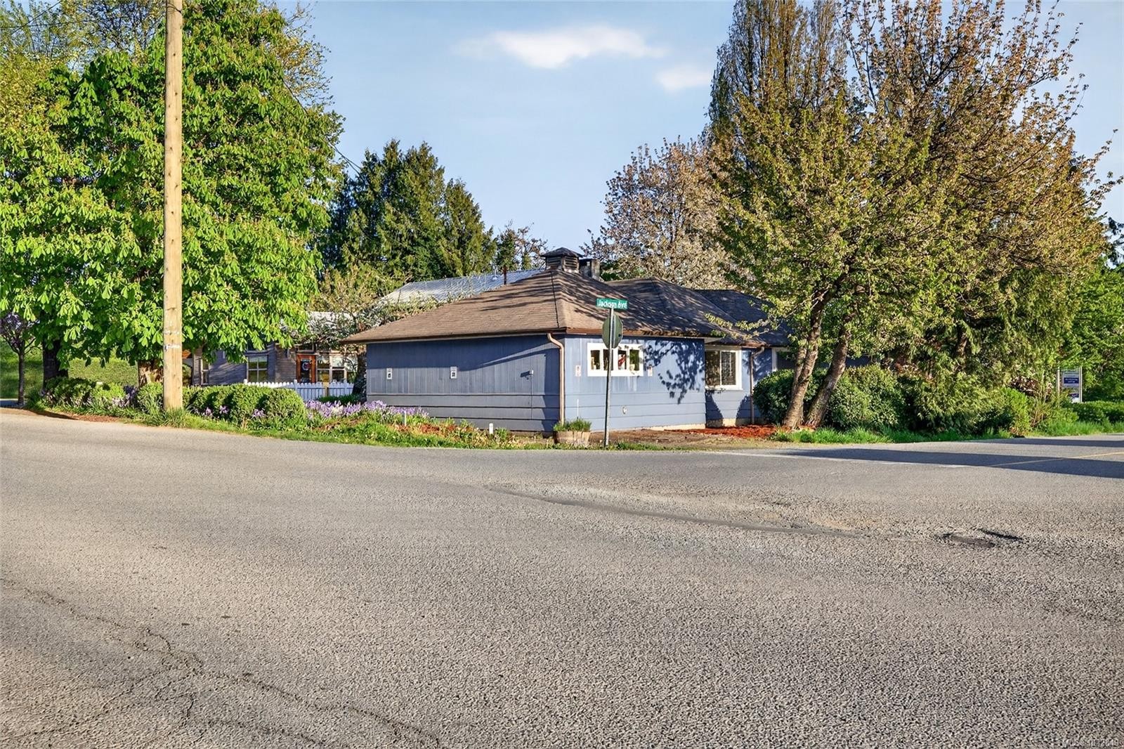 127 Rainbow Rd, Salt Spring, BC
