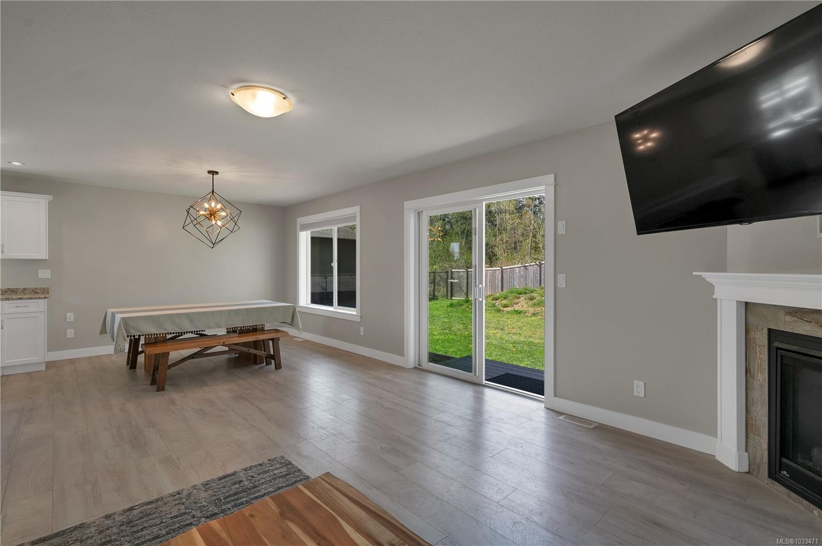 3965 Leeming Rd, Campbell River, BC