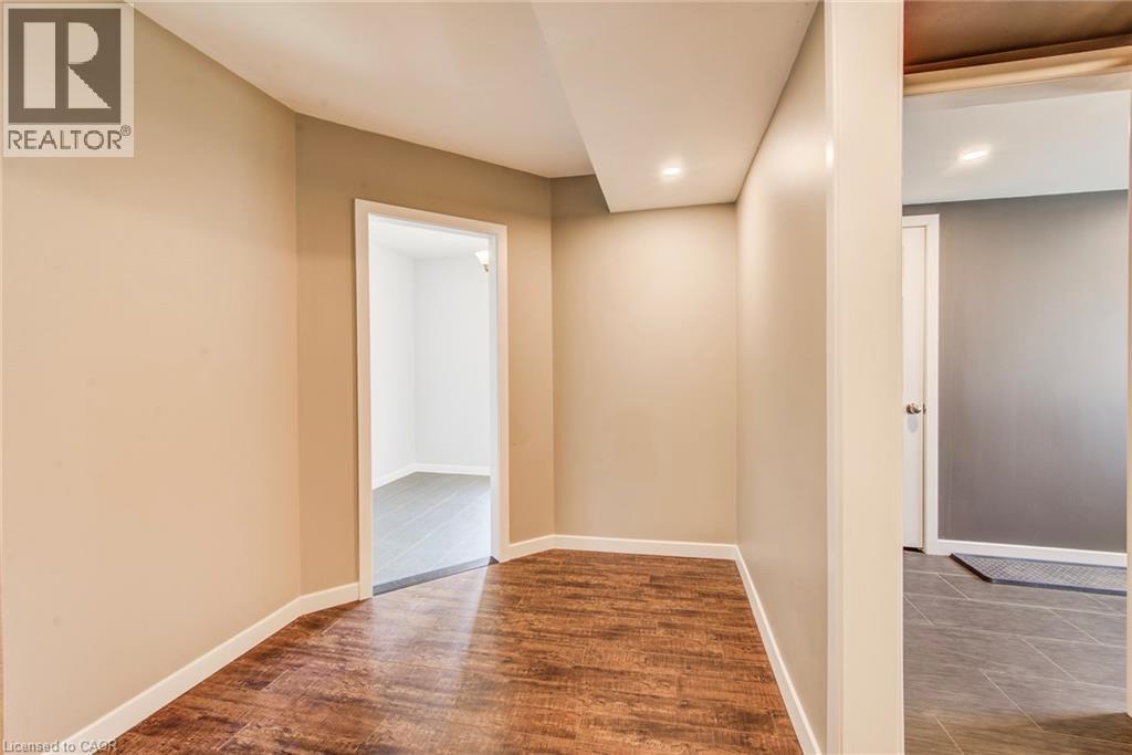 114 Dalegrove Drive, Kitchener, ON - Indoor Photo Showing Other Room