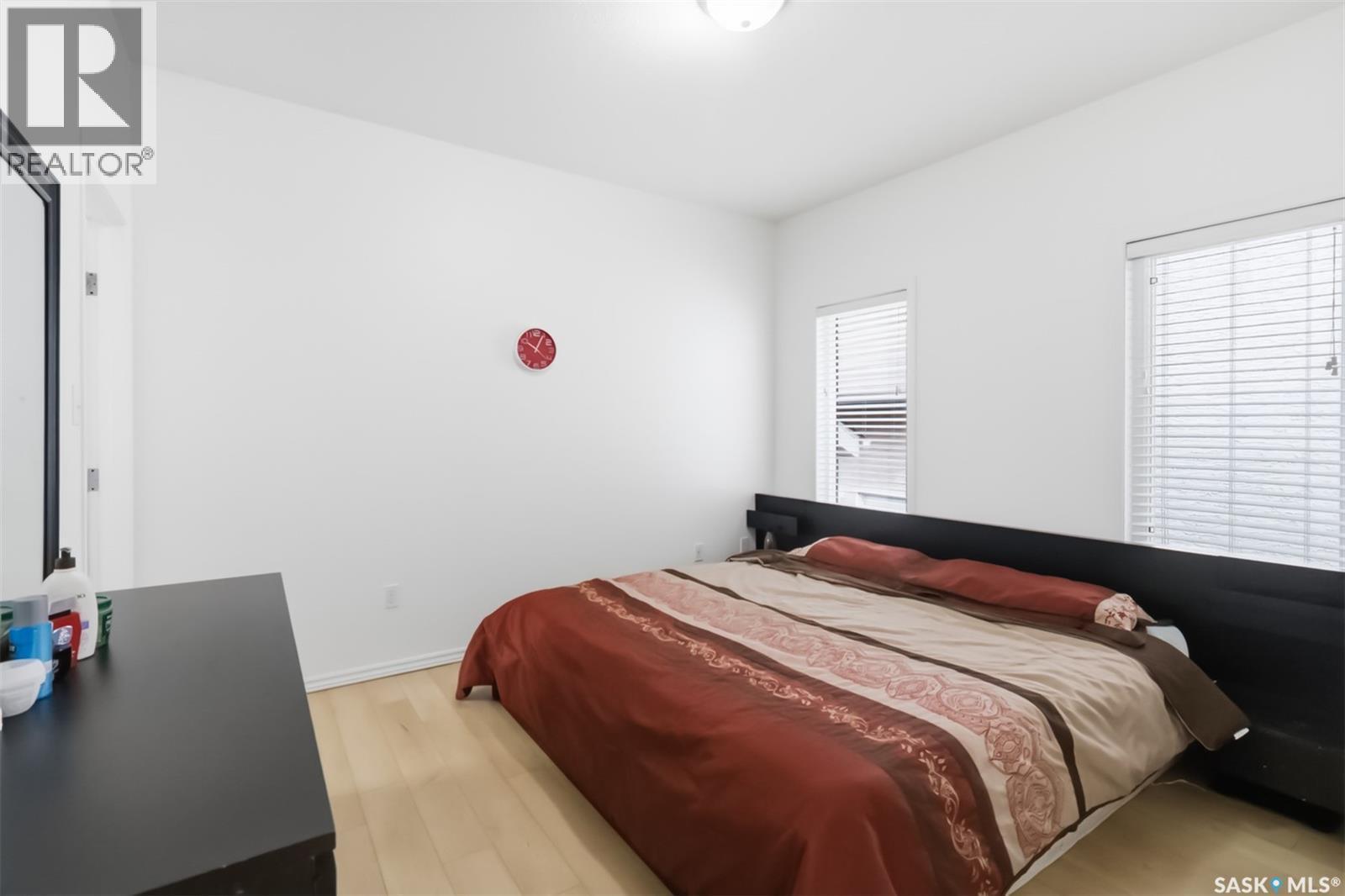 206 Brooklyn Crescent, Warman, SK - Indoor Photo Showing Bedroom