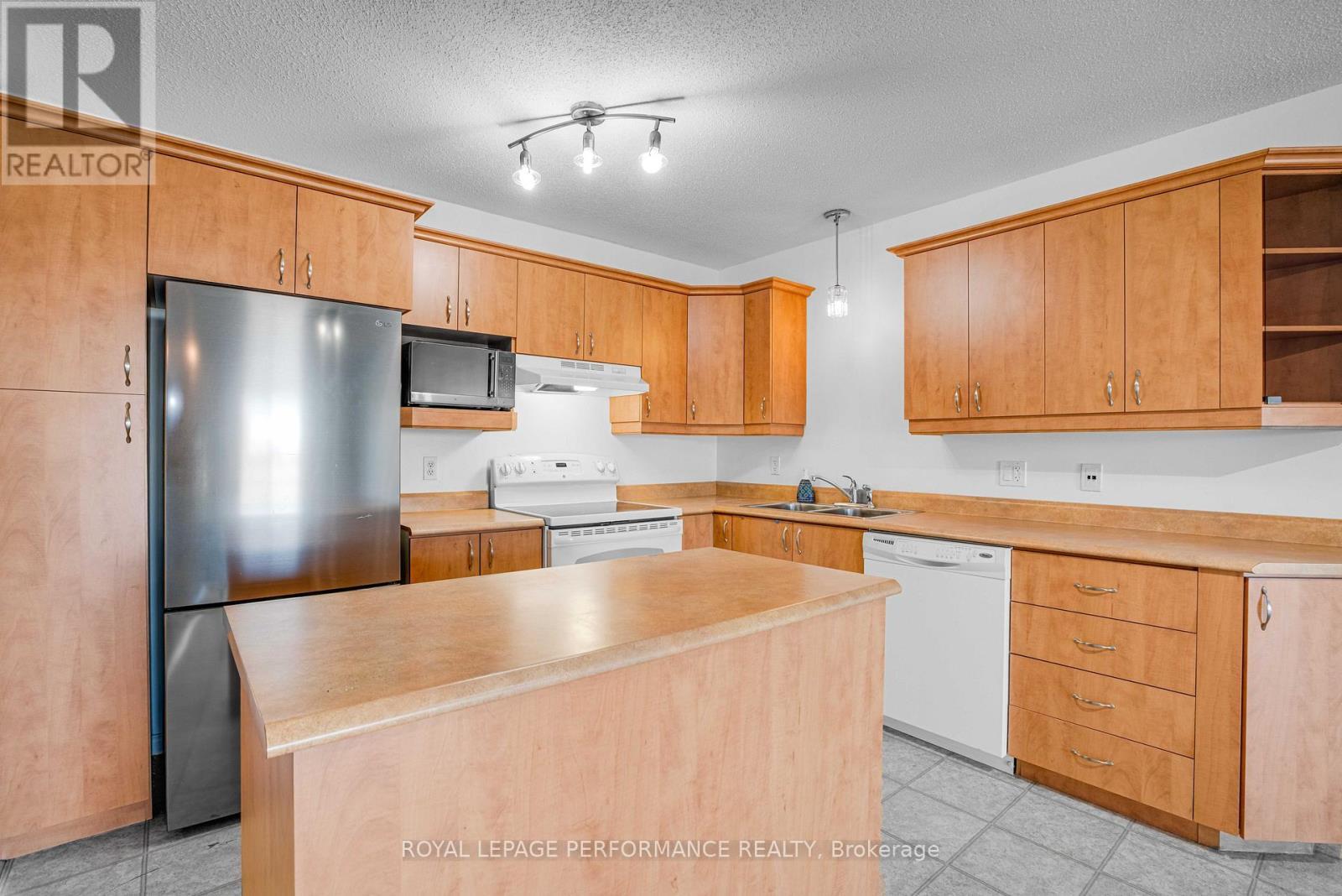 16 Pendleton Street, Champlain, ON - Indoor Photo Showing Kitchen With Double Sink