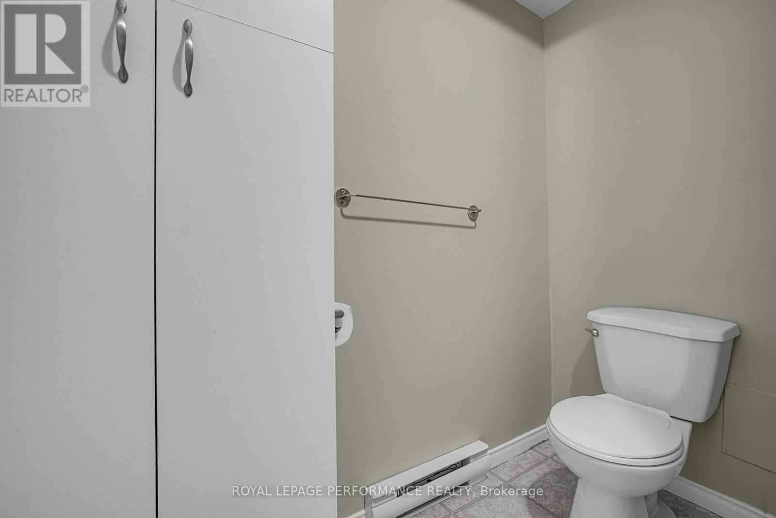 16 Pendleton Street, Champlain, ON - Indoor Photo Showing Bathroom