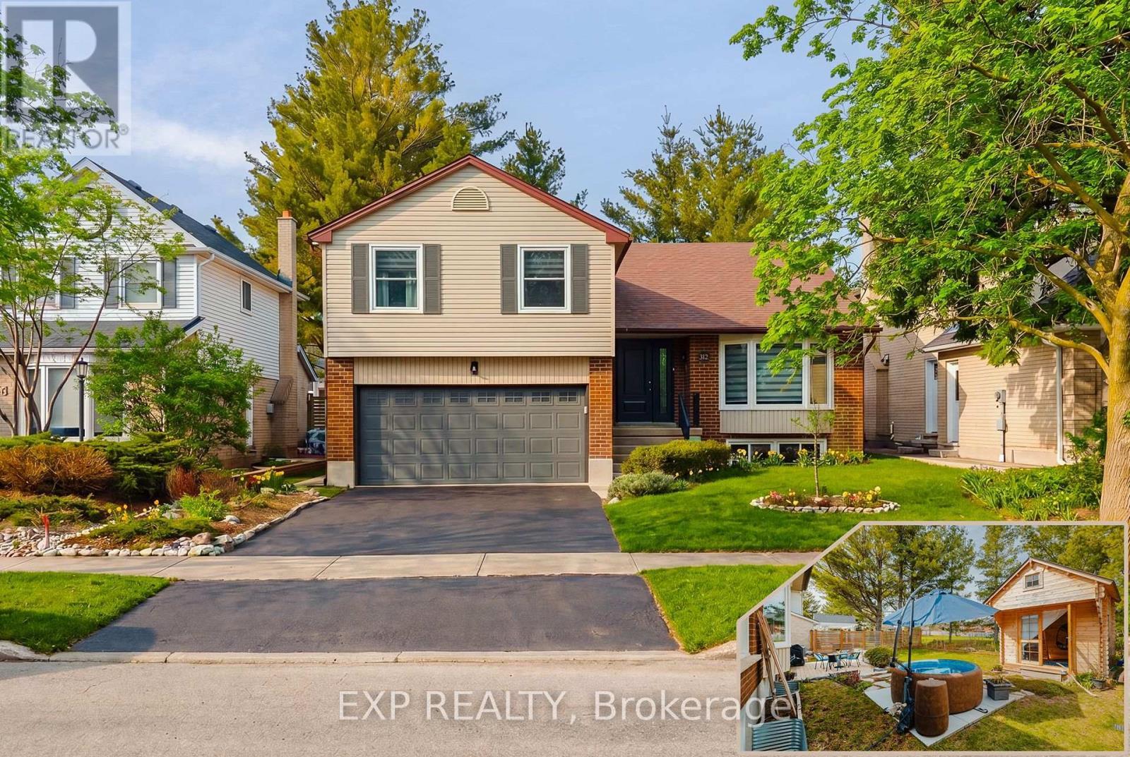 312 Faraday Court, Waterloo, ON - Outdoor With Facade