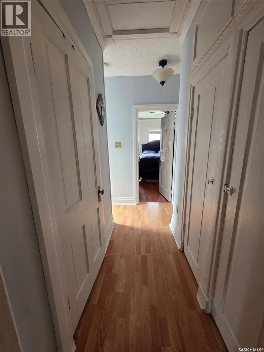 905 2Nd Street, Estevan, SK - Indoor Photo Showing Other Room
