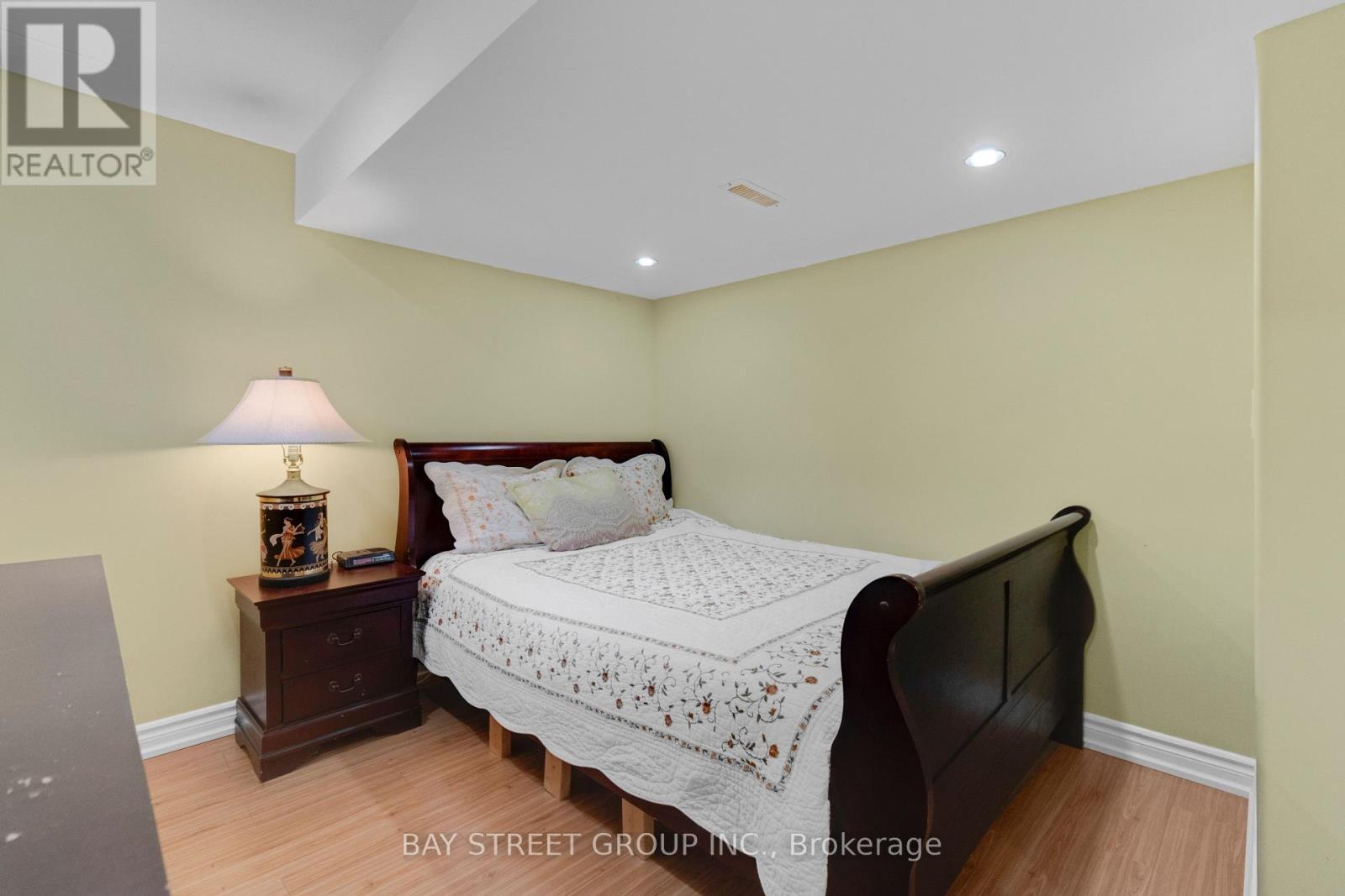 3158 Rock Harbour Road, Mississauga, ON - Indoor Photo Showing Bedroom