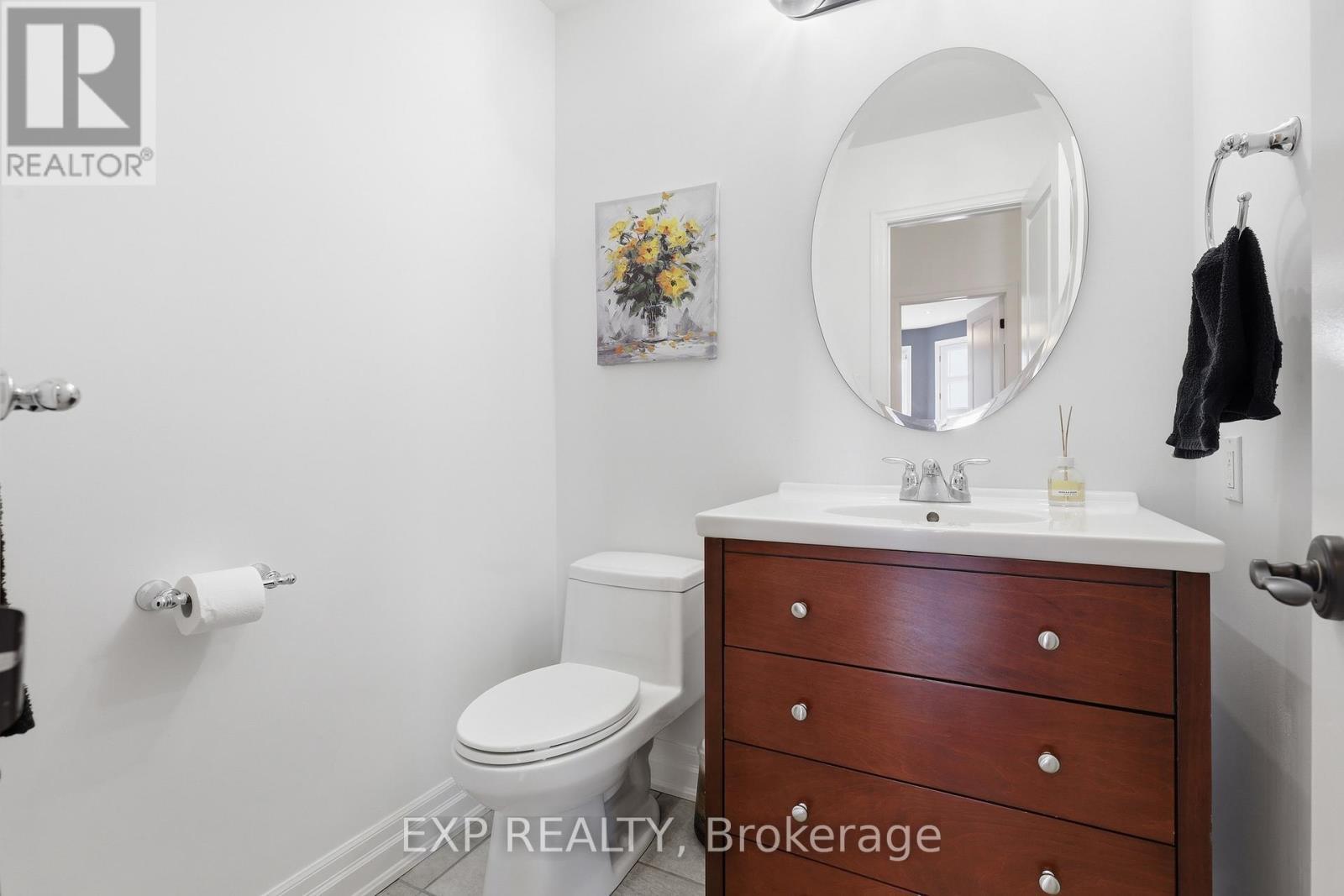 583 Park Crescent, Pickering, ON - Indoor Photo Showing Bathroom