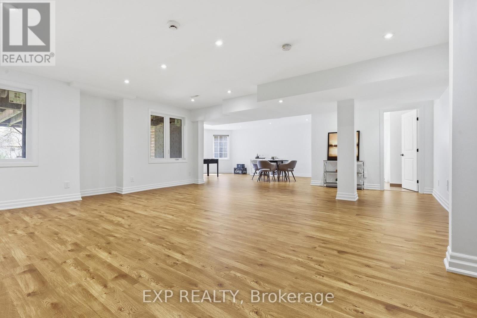 583 Park Crescent, Pickering, ON - Indoor