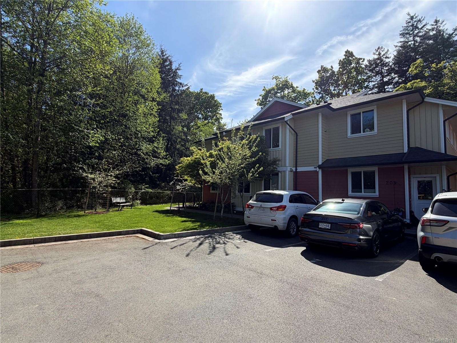 #205-9880 Napier Pl, Chemainus, BC