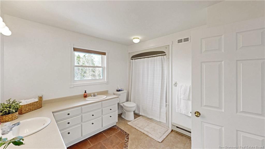28 Kenneth Dr, Quispamsis, NB