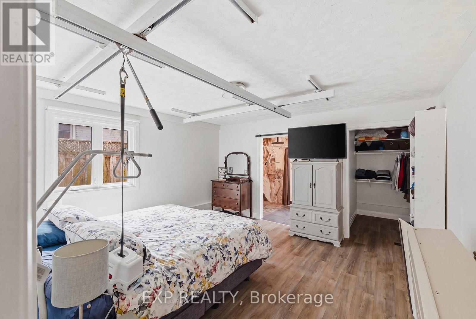 381 Timlock Place, Waterloo, ON - Indoor Photo Showing Bedroom