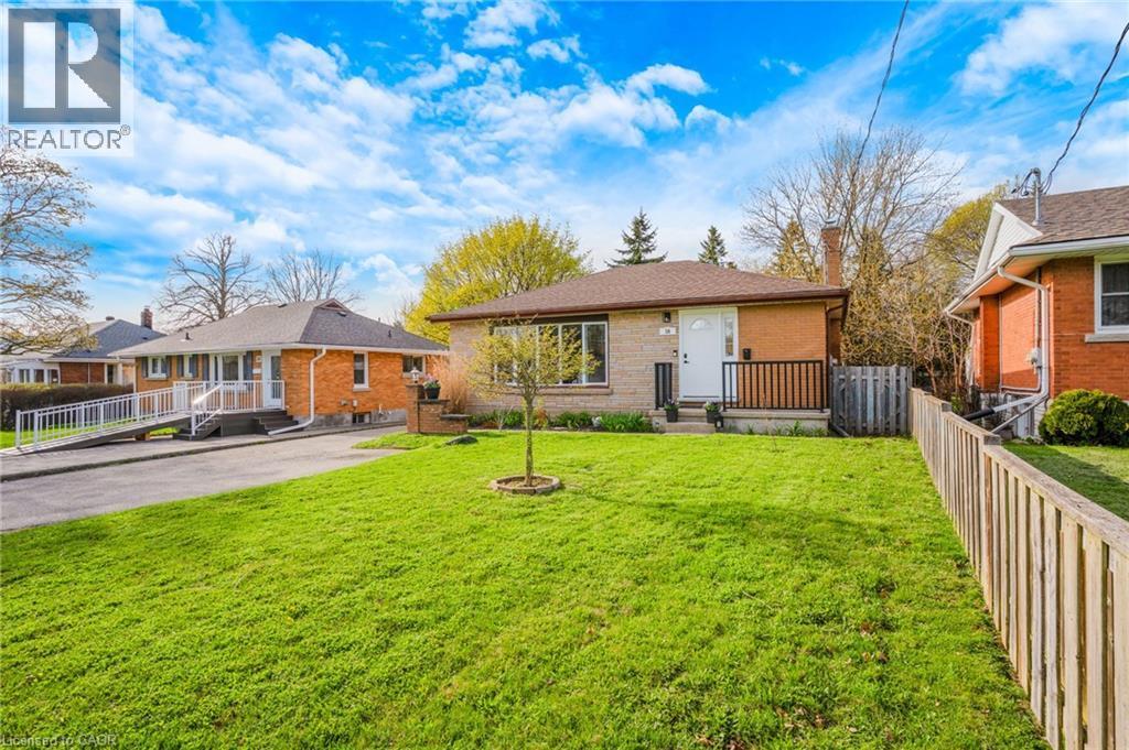 36 Hilltop Drive, Cambridge, ON - Outdoor