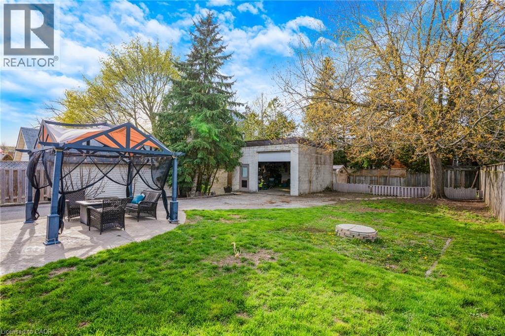 36 Hilltop Drive, Cambridge, ON - Outdoor