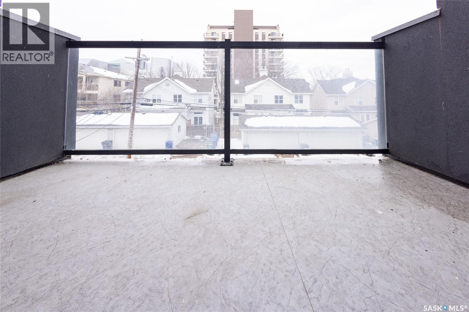 307 512 4Th Avenue N, Saskatoon, SK - Outdoor With Balcony