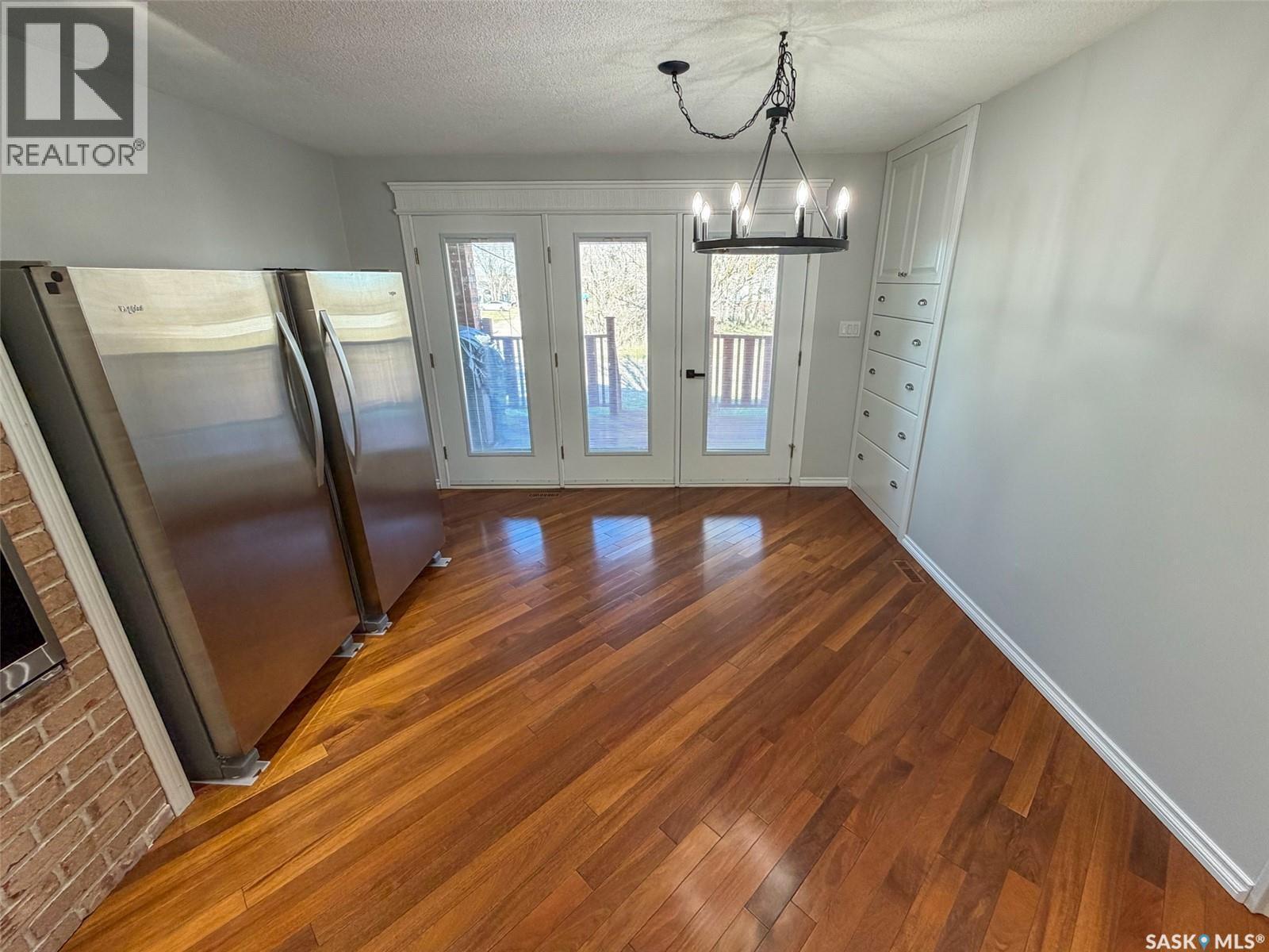 117 2Nd Street W, Frontier, SK - Indoor Photo Showing Other Room