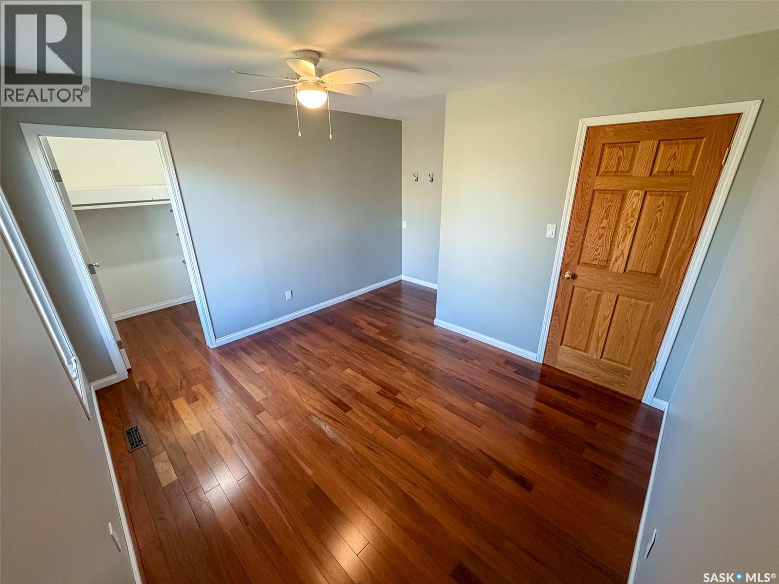 117 2Nd Street W, Frontier, SK - Indoor Photo Showing Other Room