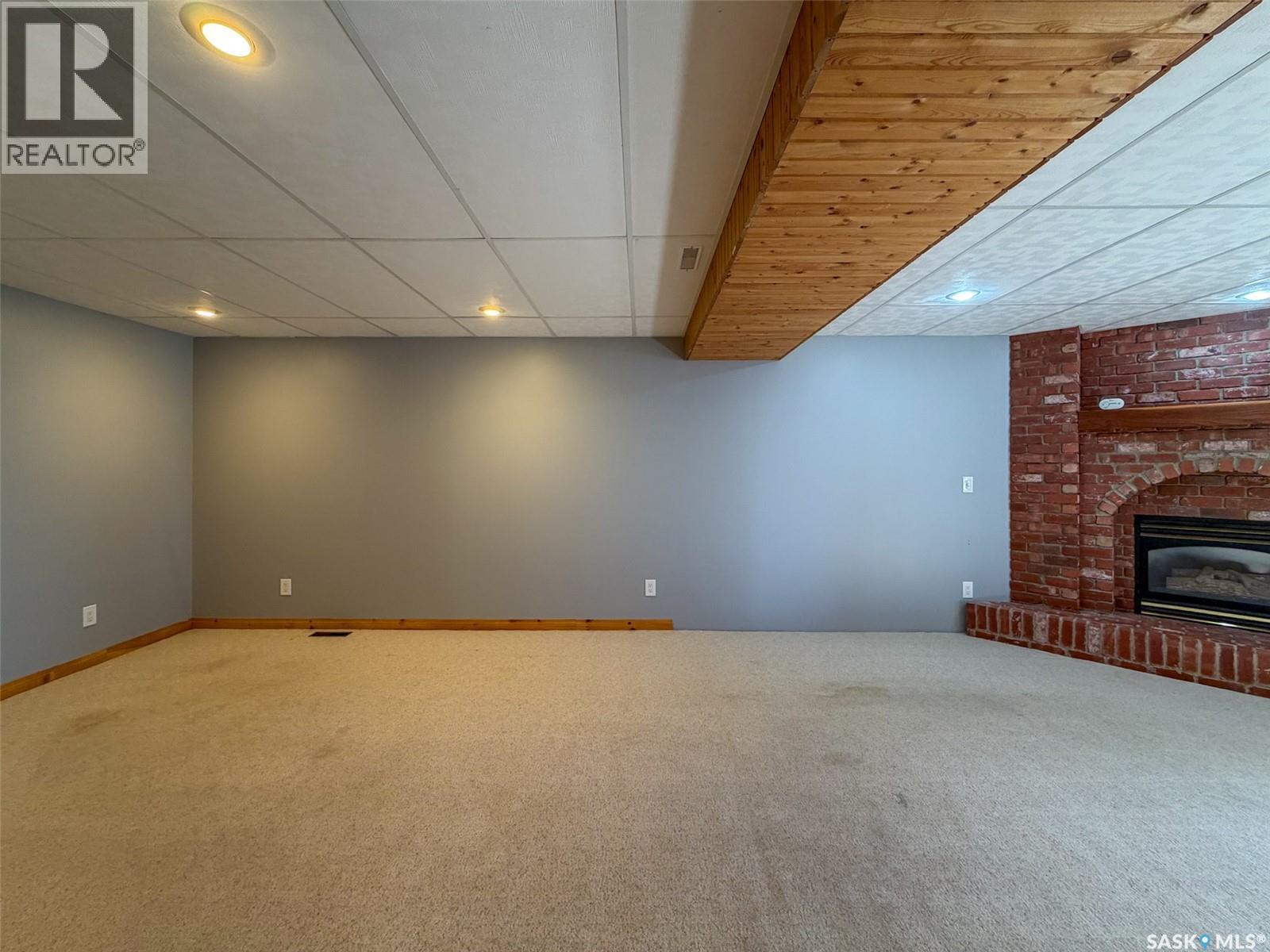 117 2Nd Street W, Frontier, SK - Indoor With Fireplace