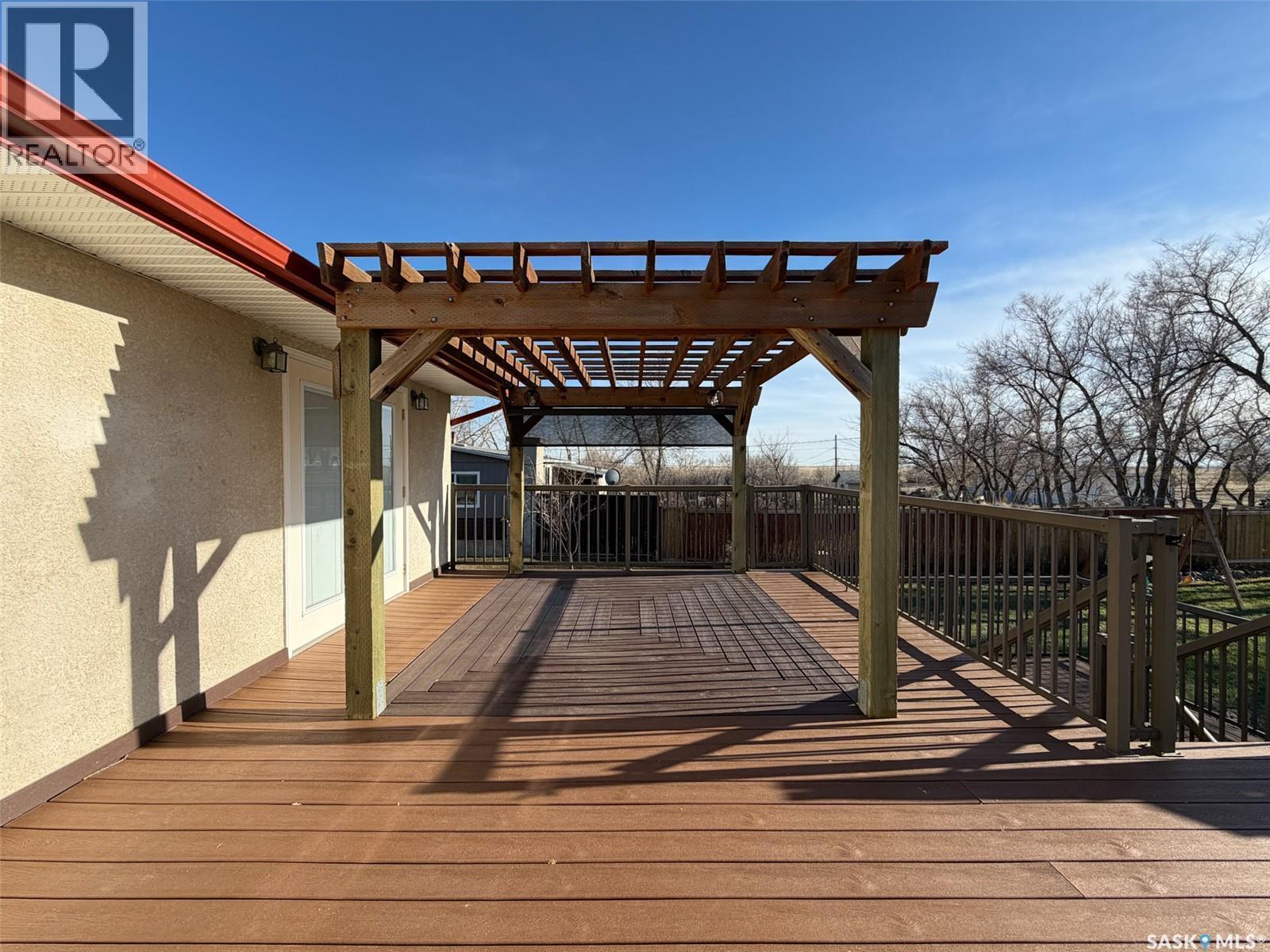 117 2Nd Street W, Frontier, SK - Outdoor With Deck Patio Veranda With Exterior
