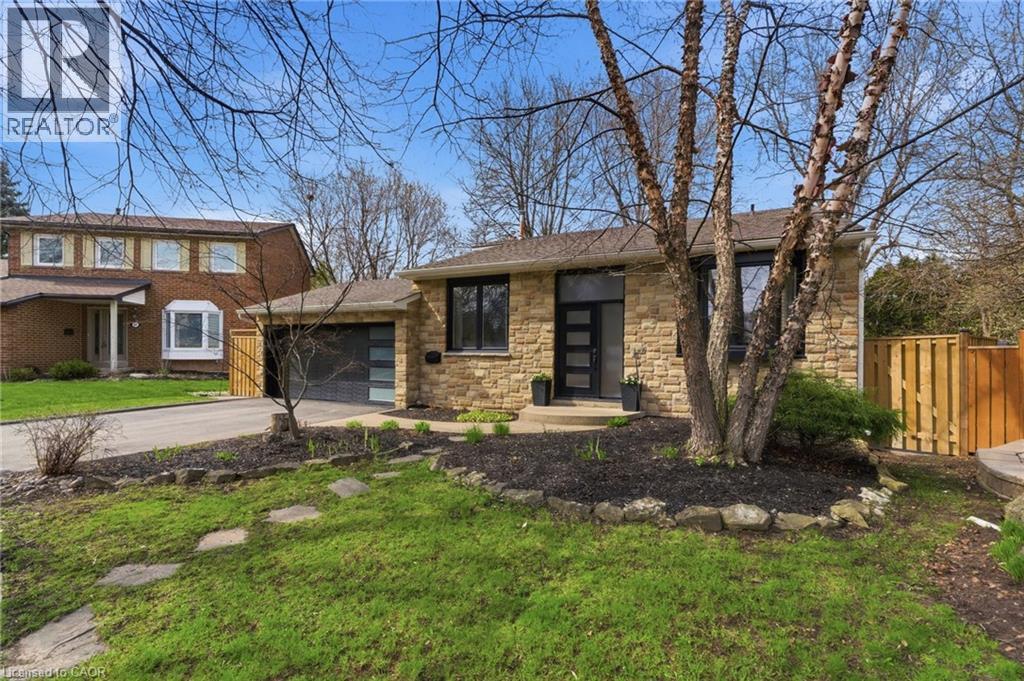 29 Melissa Crescent, Hamilton, ON - Outdoor With Facade