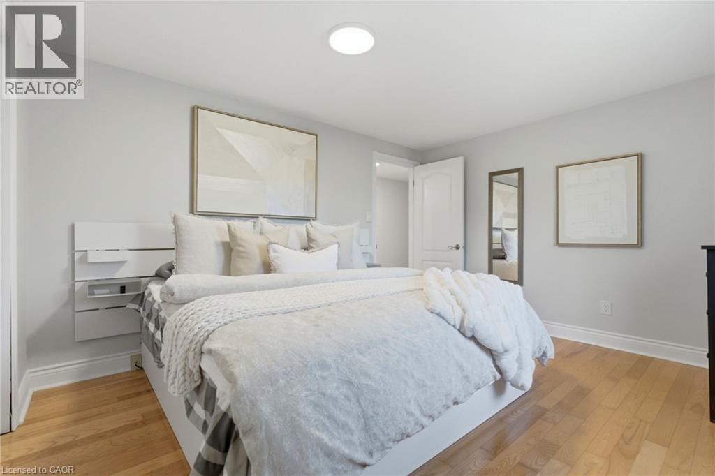 29 Melissa Crescent, Hamilton, ON - Indoor Photo Showing Bedroom