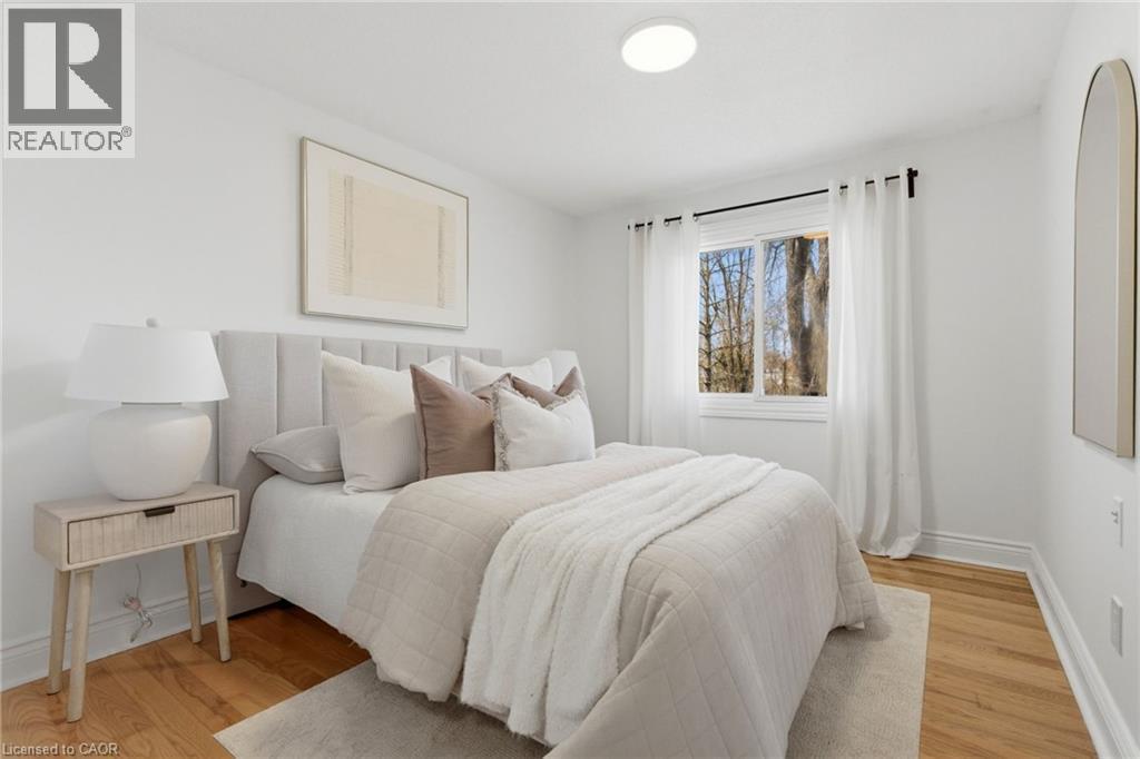 29 Melissa Crescent, Hamilton, ON - Indoor Photo Showing Bedroom