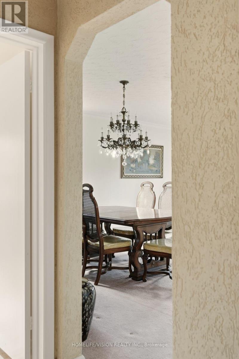 239 Epsom Downs Drive, Toronto, ON - Indoor