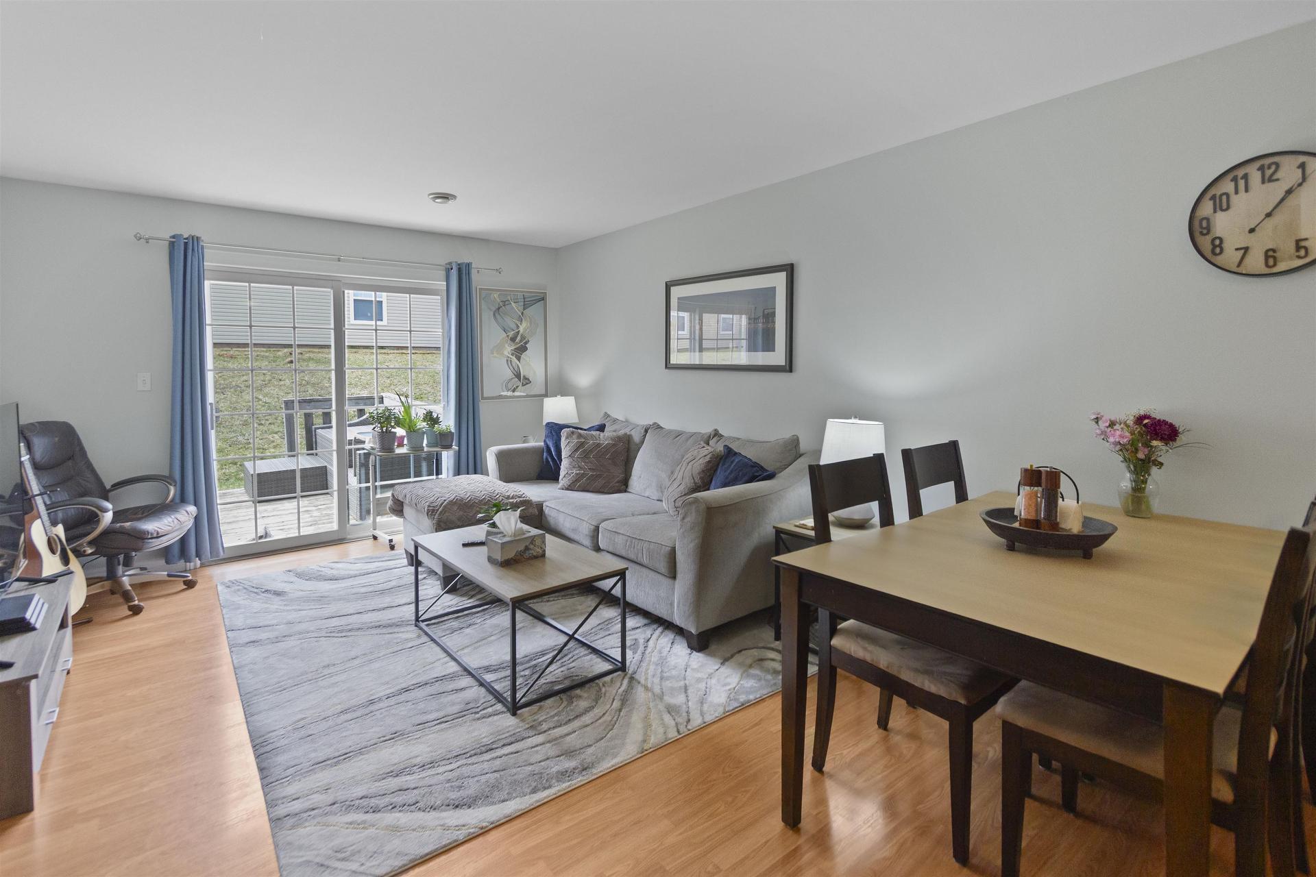 8 17 Heatherway Drive, Cornwall, PE