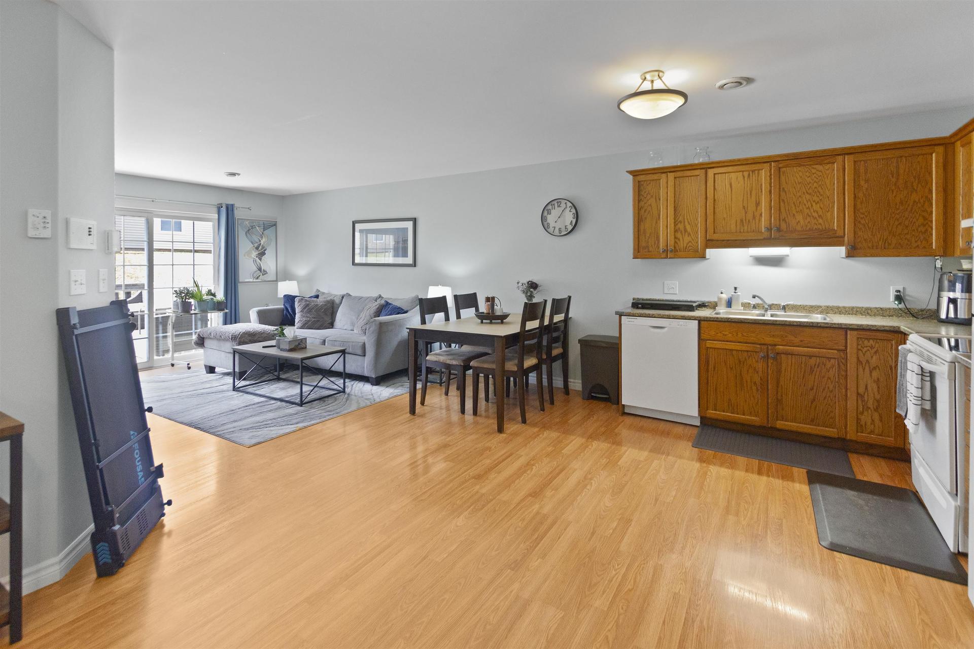 8 17 Heatherway Drive, Cornwall, PE