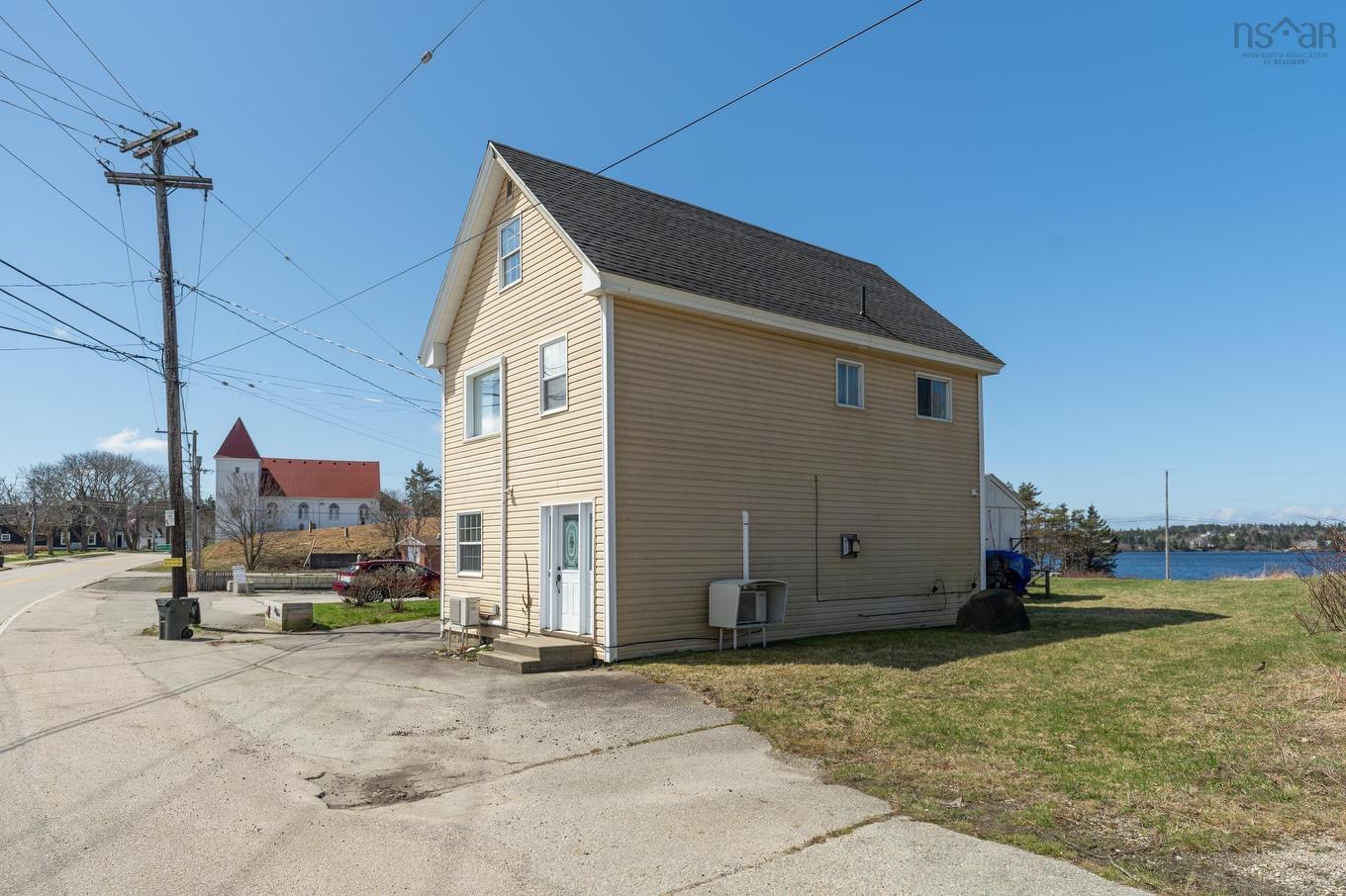 805 Highway 1, Hebron, NS