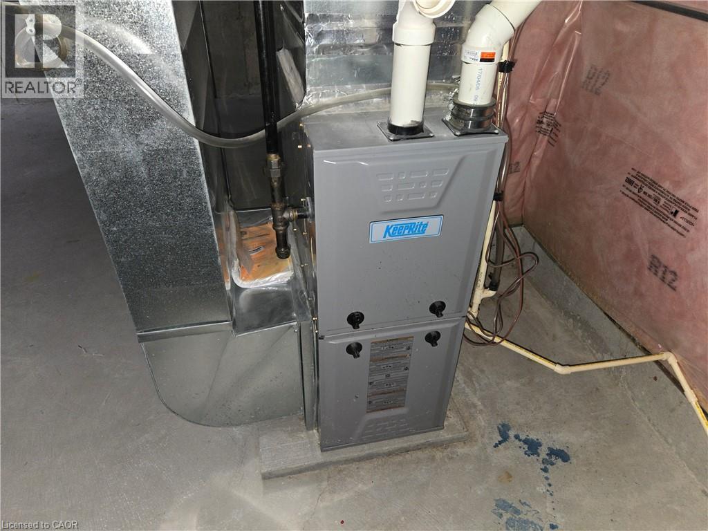 71 Fairgrounds Drive, Binbrook, ON - Indoor Photo Showing Basement