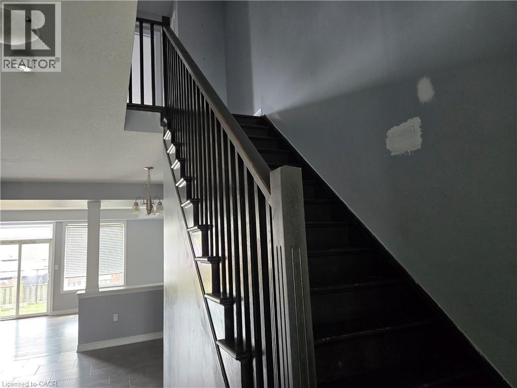 71 Fairgrounds Drive, Binbrook, ON - Indoor Photo Showing Other Room