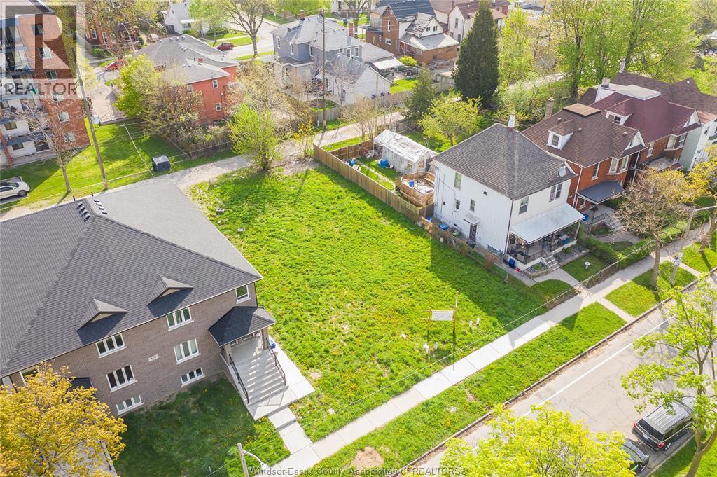 484-488 Janette, Windsor, ON