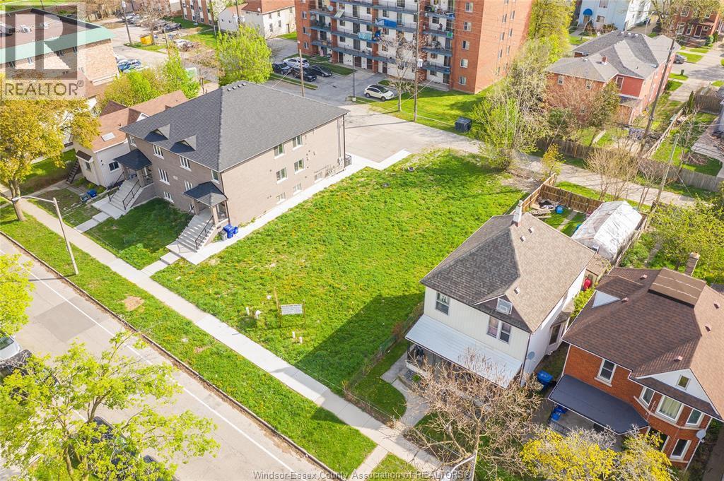 484-488 Janette, Windsor, ON