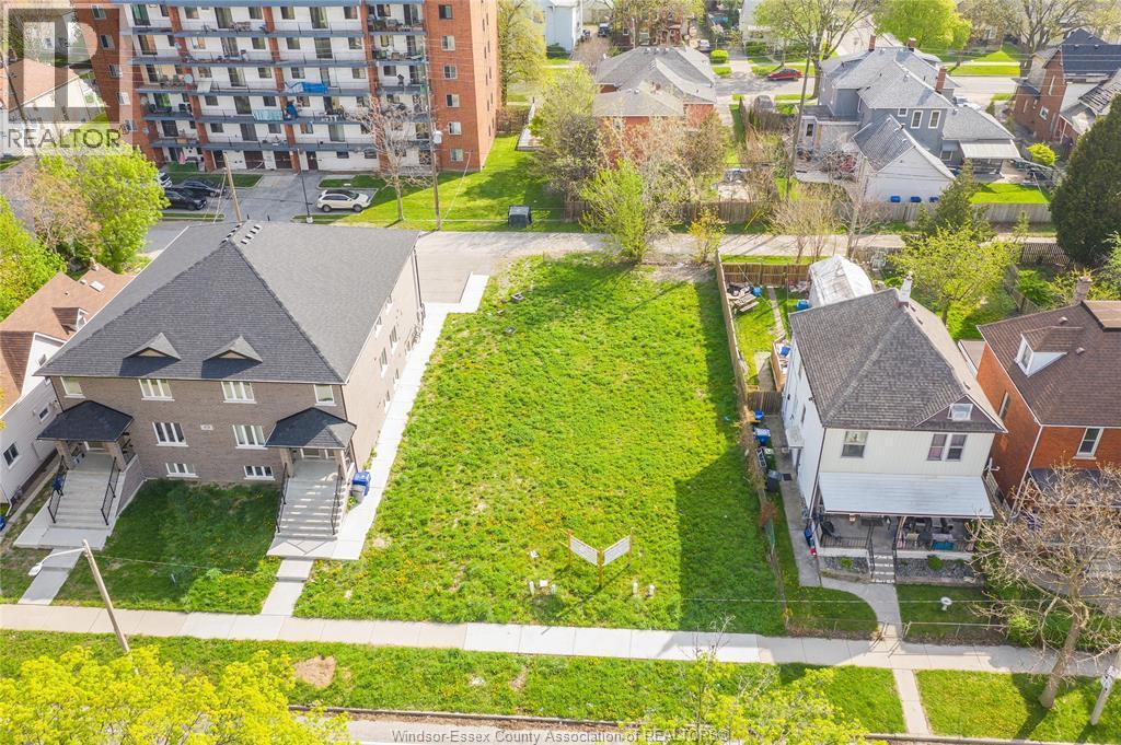 484-488 Janette, Windsor, ON