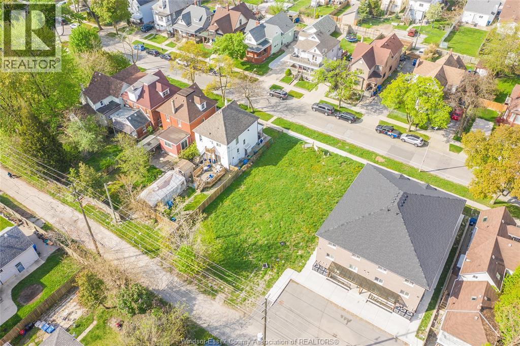 484-488 Janette, Windsor, ON