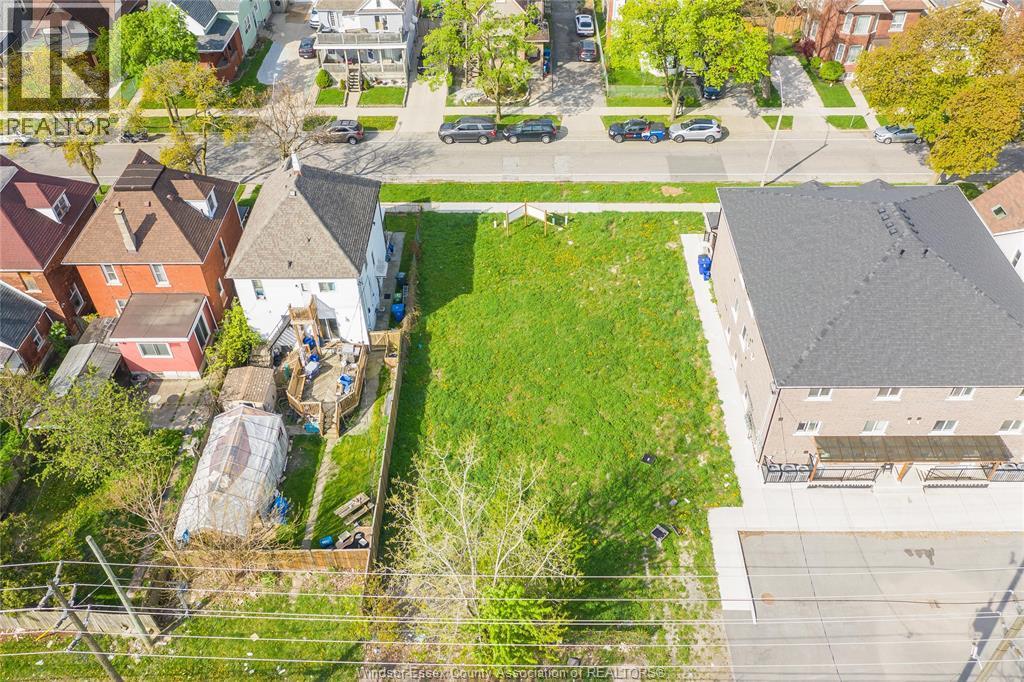 484-488 Janette, Windsor, ON