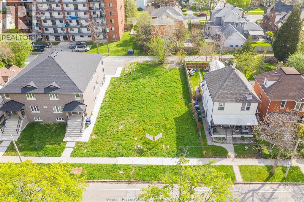 484-488 Janette, Windsor, ON