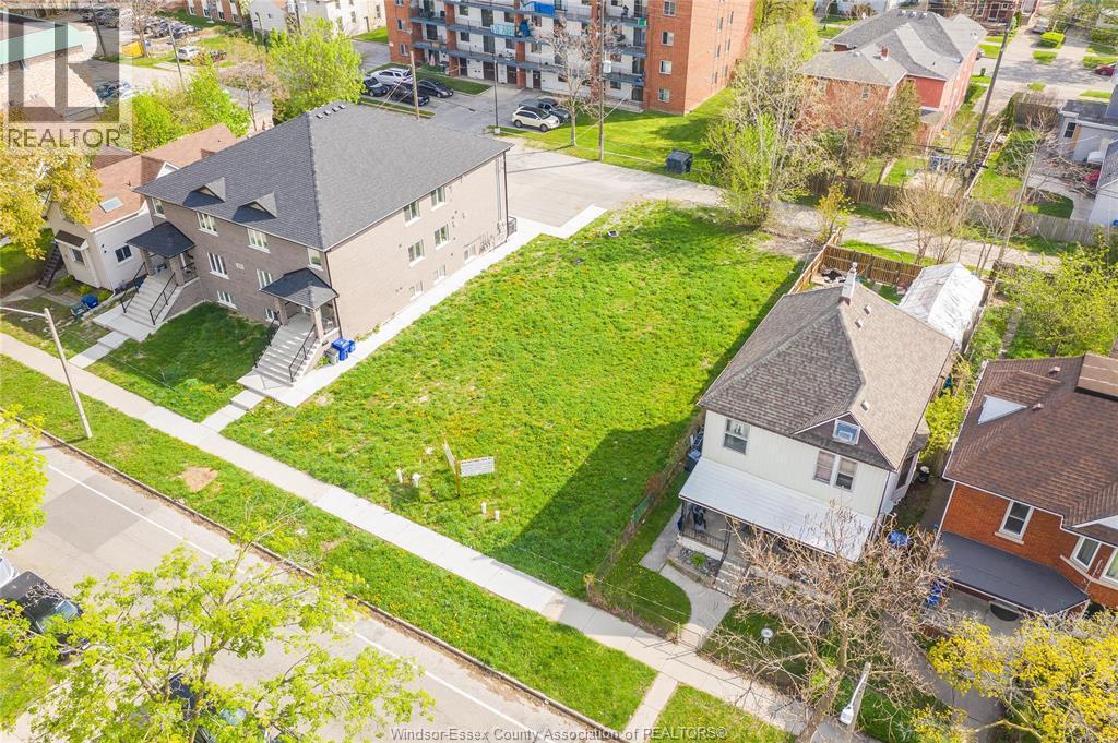 484-488 Janette, Windsor, ON
