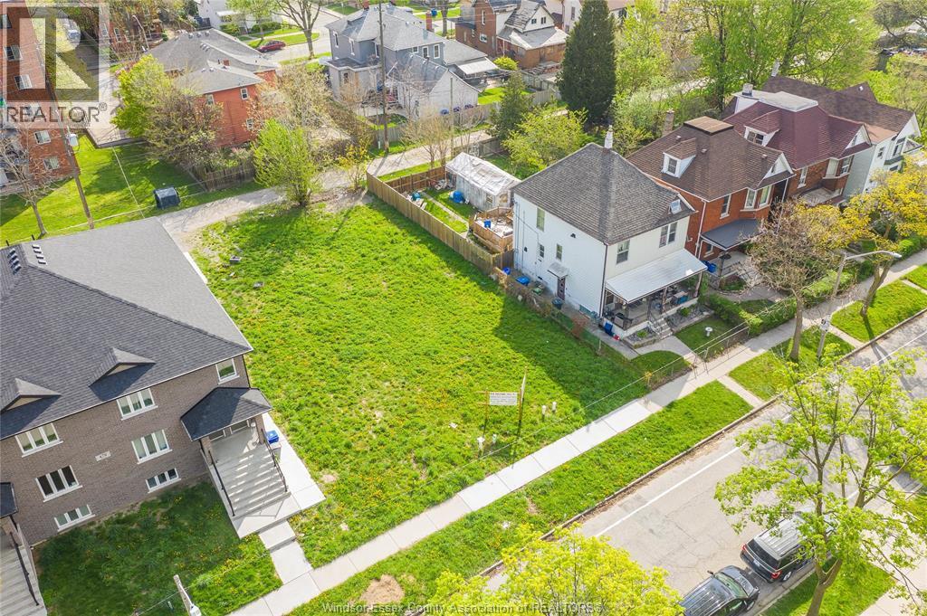 484-488 Janette, Windsor, ON