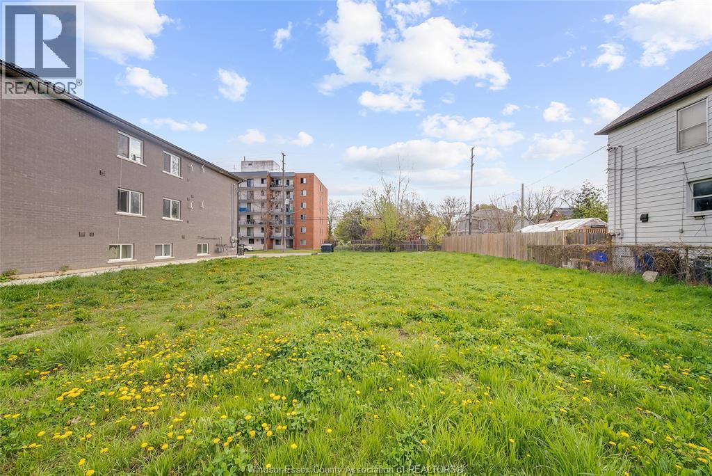 484-488 Janette, Windsor, ON
