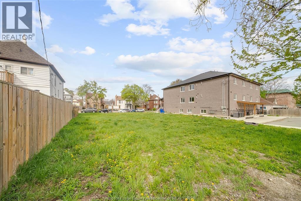 484-488 Janette, Windsor, ON